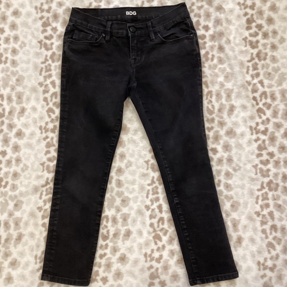 BDG Urban Outfitters Low Rise Twig Black Denims, Size 27 W 24 L - Picture 4 of 10